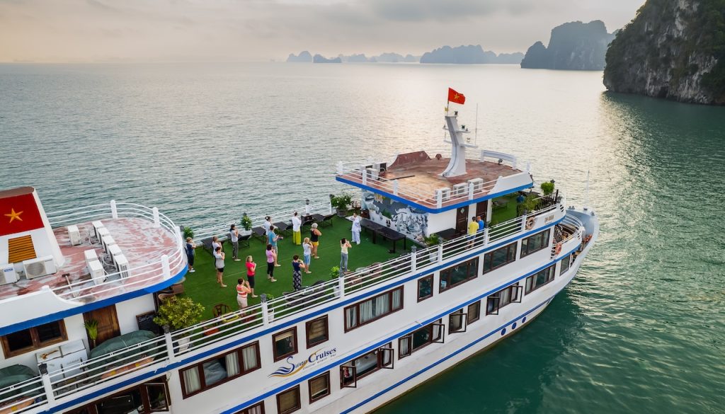swan-cruise-2